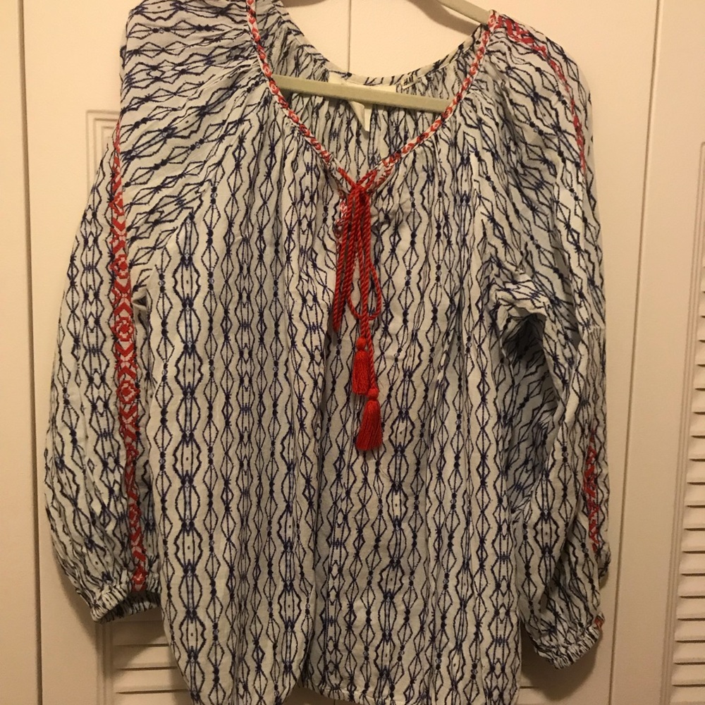 H & M Printed Top W/embroidered Size 10